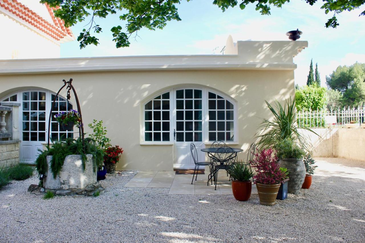 Le Clos Vitis Violes Exterior photo