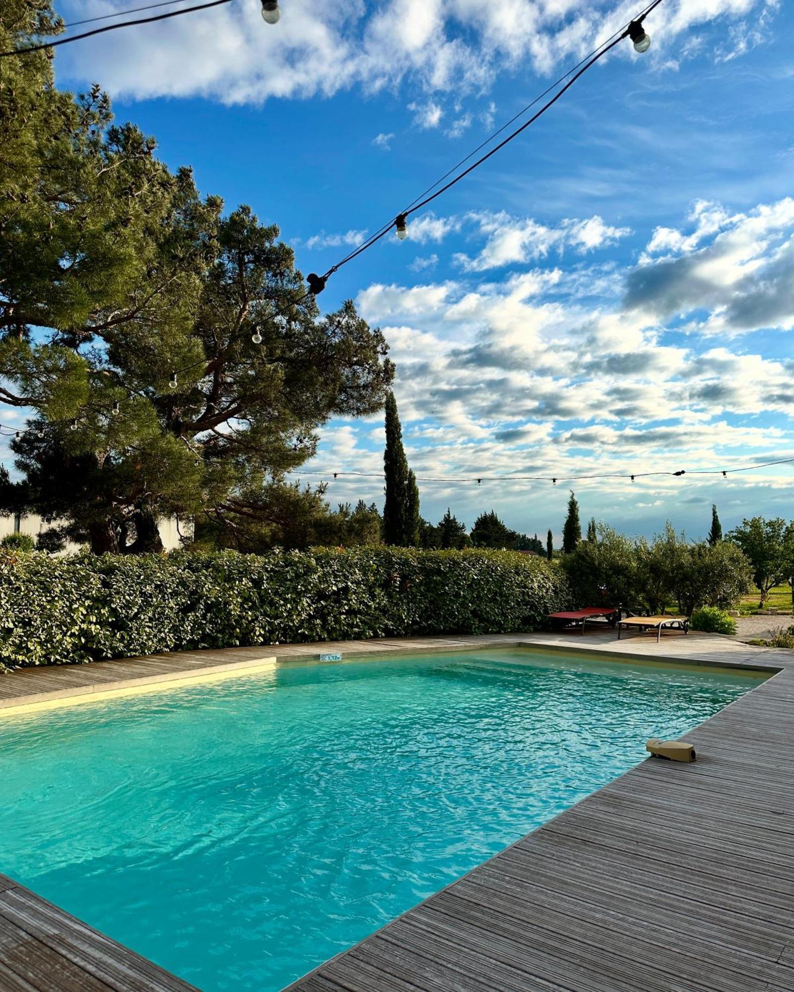 Le Clos Vitis Violes Exterior photo