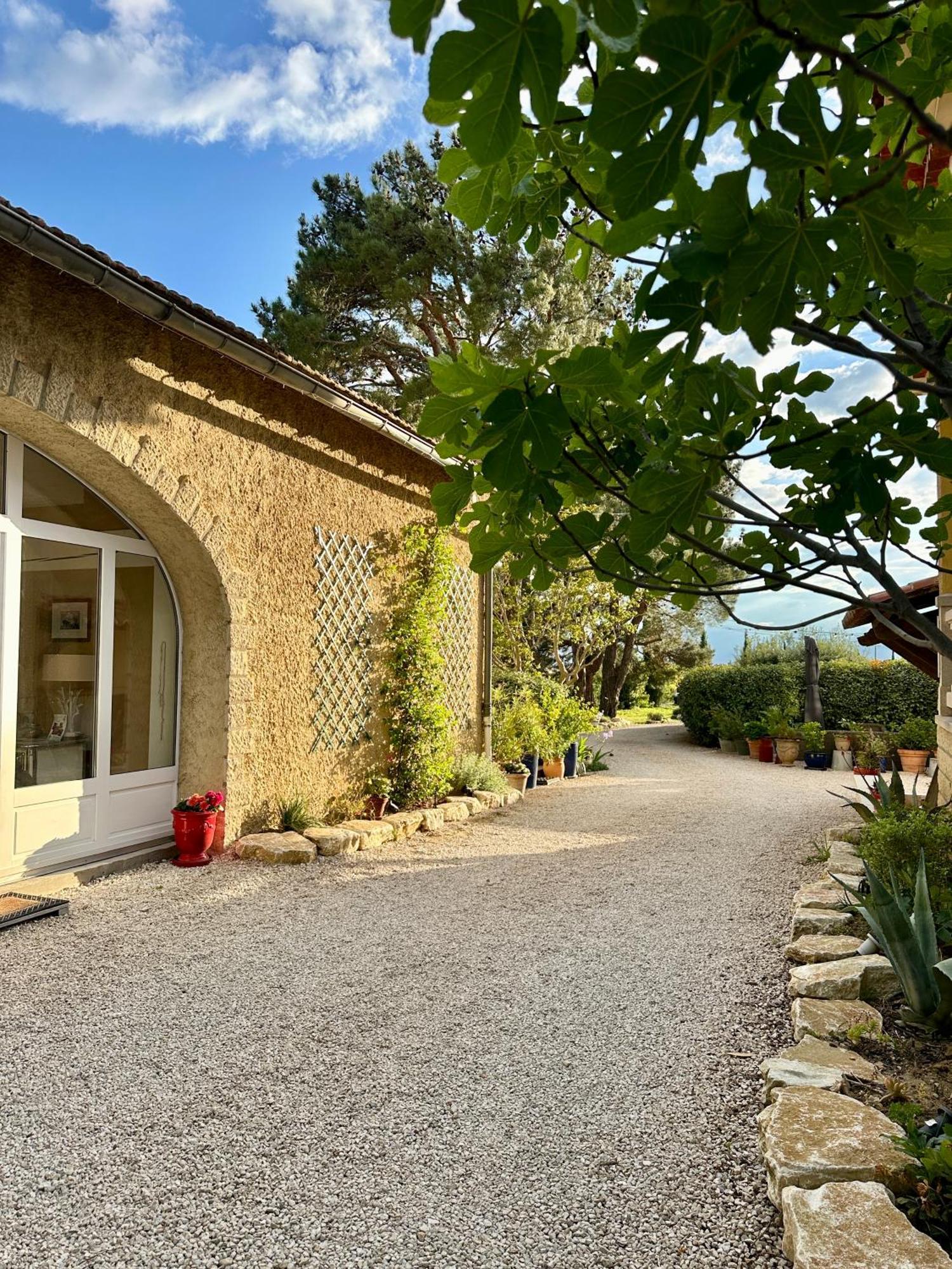 Le Clos Vitis Violes Exterior photo